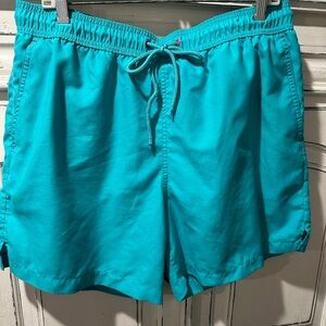 Men’s swim trunks with liner